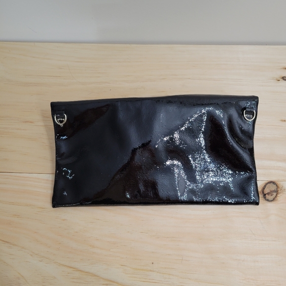 Dooney & Bourke black patent leather clutch - Picture 8 of 8